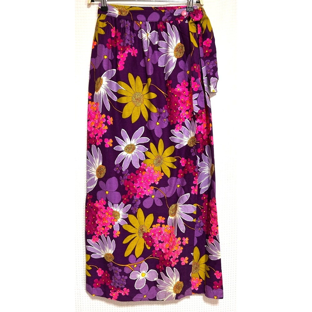 Vintage 70s Beverly Vogue California Size Small Retro Floral Wrap Skirt a